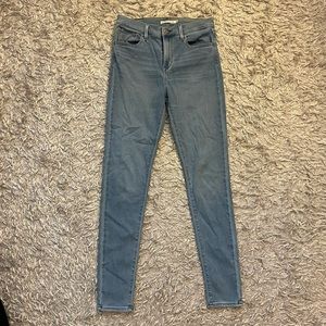 Levi’s Skinny Jeans